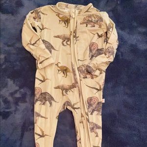 Posh peanut sleeper 0/3 months